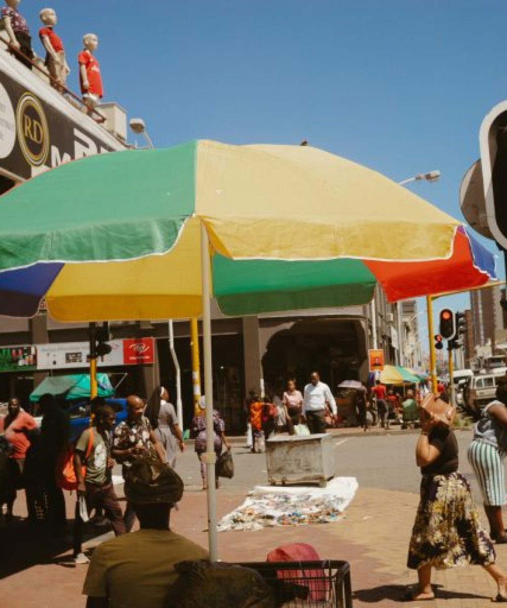 2024-01-25_Hot-Kaleidoscope-Colour-Typical-of-inner-city-Durban_Durban-CBD_Durban_KZN_Rory-Jacobs-2-768x512